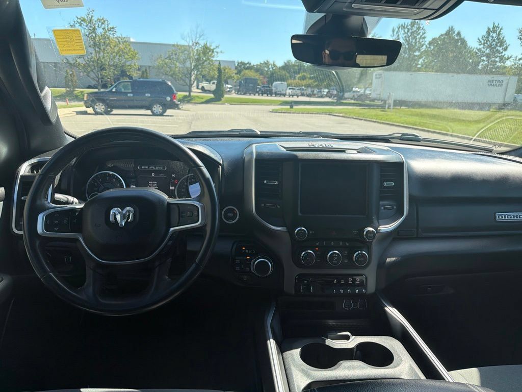 Used 2022 RAM 1500 Big Horn AWD/4WD image 13
