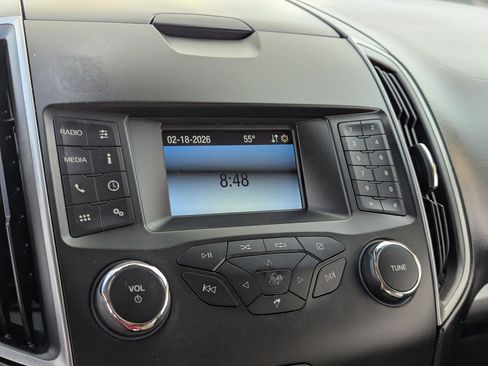 Used 2019 Ford Edge SE w/ SE Fleet Driver's Package image 22