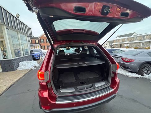 Used 2015 Jeep Grand Cherokee Limited image 28