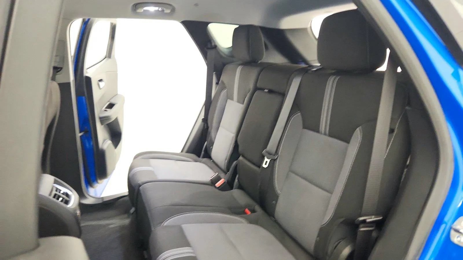 Used 2024 Chevrolet Blazer LT w/ Convenience Package FWD image 23