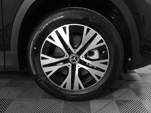 New 2025 Mercedes-Benz GLA 250 image 31