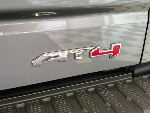 Used 2022 GMC Sierra 1500 AT4 w/ AT4 Premium Package image 19