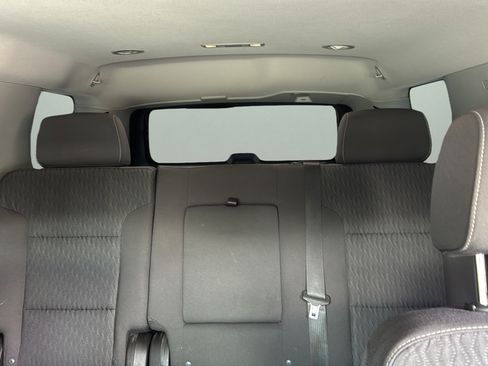 Used 2019 Chevrolet Tahoe LS RWD image 16