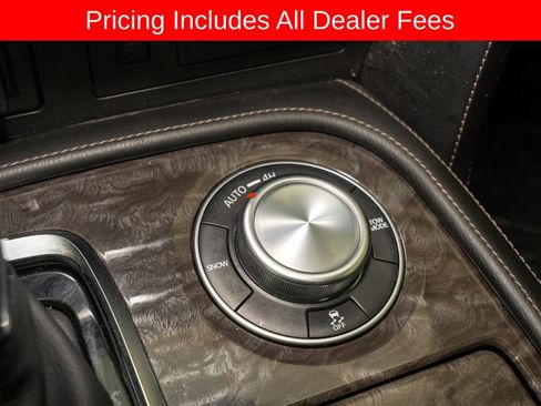 Used 2022 Nissan Armada Platinum w/ Captain's Chairs Package AWD/4WD image 20