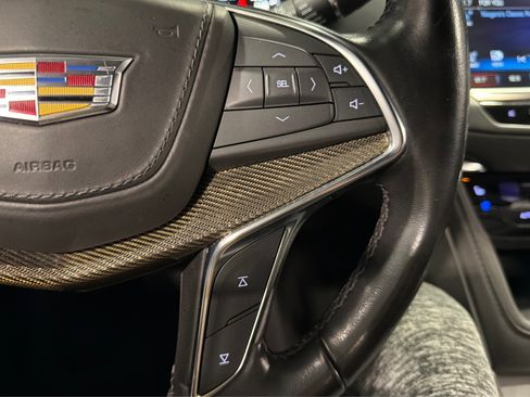 Used 2019 Cadillac XT5 Platinum AWD/4WD image 26