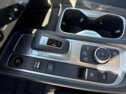 Certified 2026 INFINITI QX60 Luxe w/ Cargo Package AWD/4WD image 24