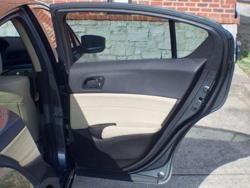 Used 2014 Acura ILX w/ Premium Package image 36