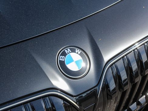 New 2026 BMW 760i xDrive w/ Executive Package AWD/4WD image 11