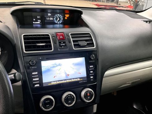 Used 2018 Subaru Forester 2.5i Premium w/ All-Weather Package image 26