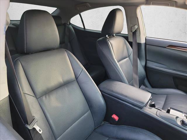 Used 2014 Lexus ES 350 w/ Premium Package FWD image 12
