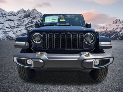 New 2026 Jeep Gladiator Sport