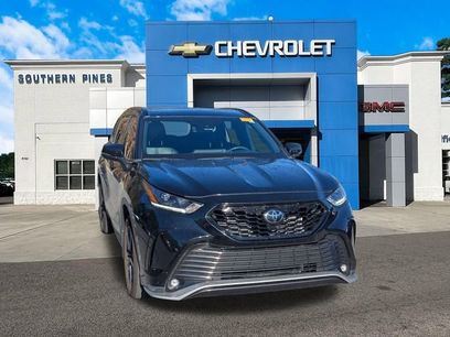 Used 2024 Toyota Highlander LE