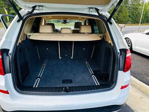 Used 2017 BMW X3 sDrive28i image 16