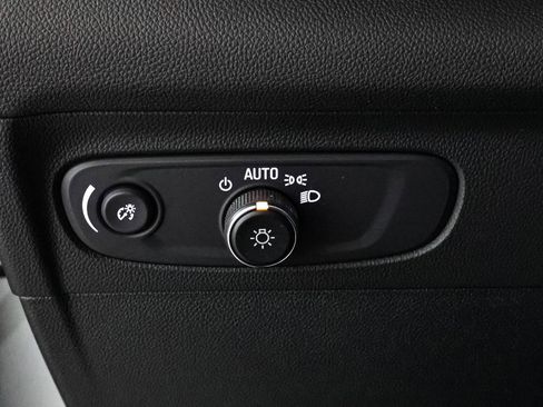 Certified 2023 Buick Envision Essence image 31