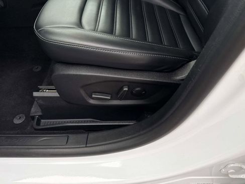 Used 2024 Ford Edge SEL image 14