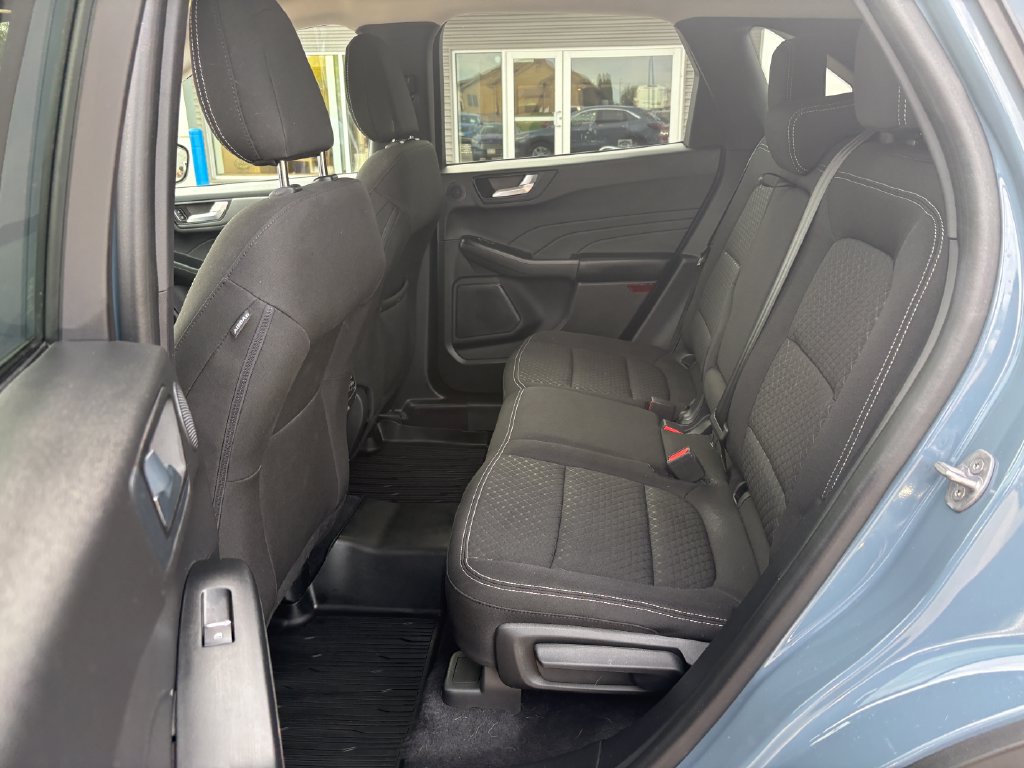 Used 2023 Ford Escape Active w/ Tech Pack #2 AWD/4WD image 12