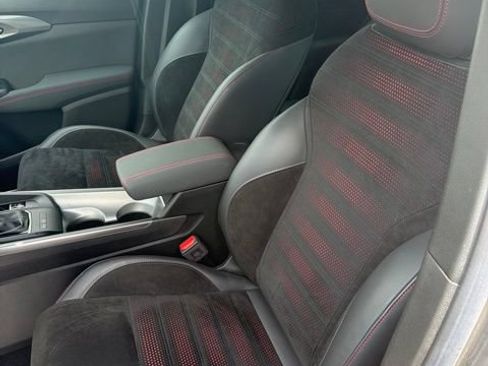 Used 2024 Dodge Hornet R/T AWD/4WD image 11