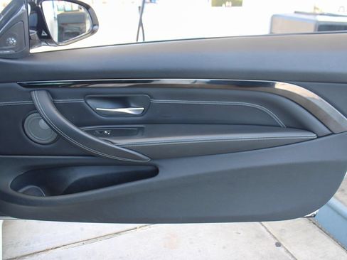 Used 2018 BMW M4 Coupe RWD image 38