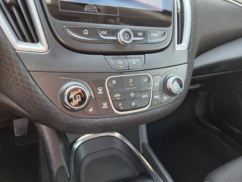 Used 2024 Chevrolet Malibu LT FWD image 22