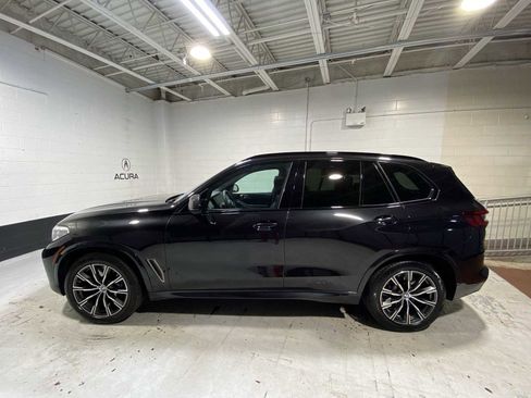 Used 2020 BMW X5 M50i image 3