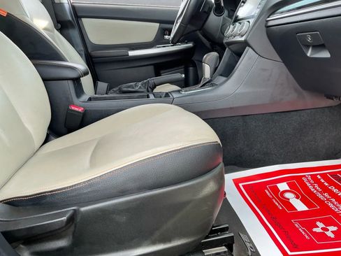 Used 2017 Subaru Crosstrek 2.0i Limited image 19