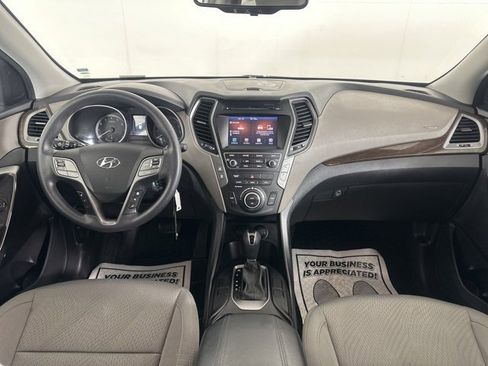 Used 2017 Hyundai Santa Fe Sport image 17