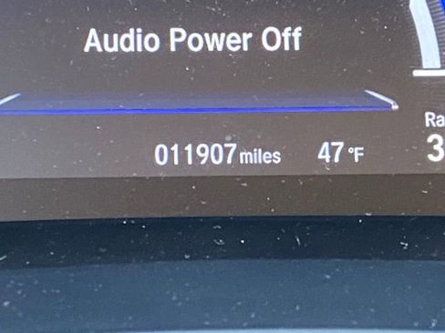 Certified 2018 Honda Clarity Touring image 27