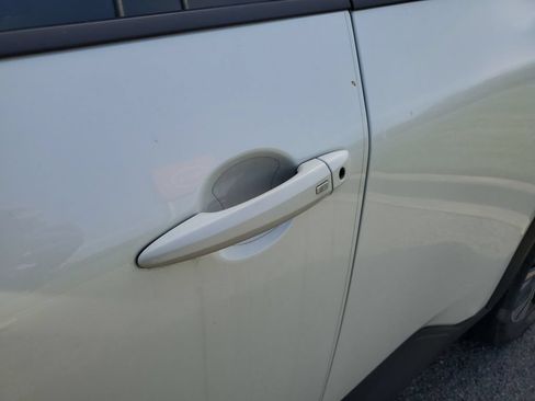 Certified 2023 Nissan Rogue SV FWD image 8