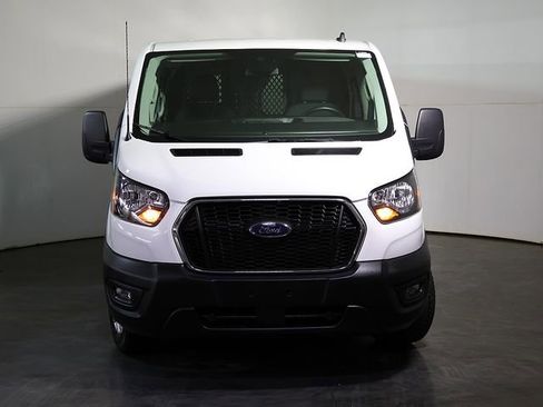 Used 2024 Ford Transit 250 Low Roof w/ Exterior Upgrade Package RWD image 9