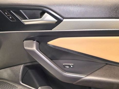 Used 2019 Volkswagen Jetta R-Line image 38