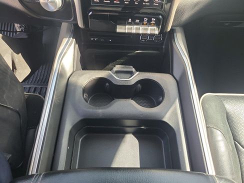 Used 2019 RAM 1500 Laramie AWD/4WD image 20