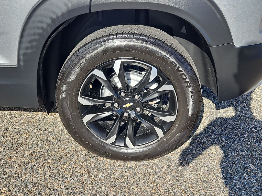 Used 2023 Chevrolet TrailBlazer LT AWD/4WD image 8