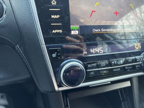 Used 2019 Subaru Outback 2.5i Limited image 6