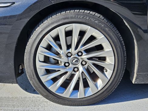 Used 2022 Lexus ES 350 Ultra Luxury image 13