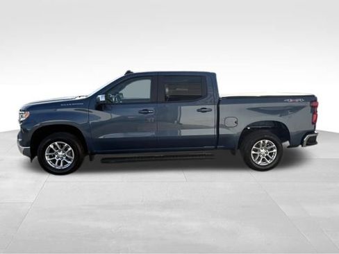 Used 2024 Chevrolet Silverado 1500 LT AWD/4WD image 12