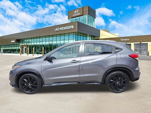 Used 2021 Honda HR-V Sport image 8