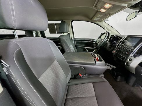 Used 2020 Nissan Titan SV w/ Accessory Utility Package image 26