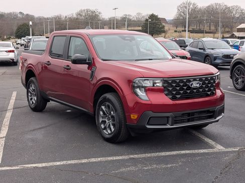 New 2026 Ford Maverick XLT w/ XLT Luxury Package AWD/4WD image 3