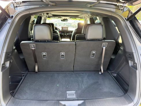 Used 2025 Honda Pilot Black Edition image 30