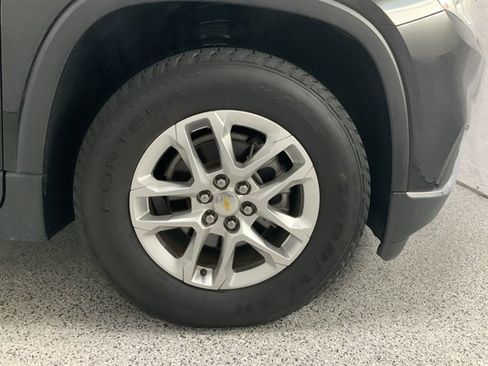 Used 2021 Chevrolet Traverse LT w/ LPO, Floor Liner Package AWD/4WD image 12