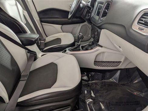 Used 2018 Jeep Compass Latitude w/ Popular Equipment Group image 27