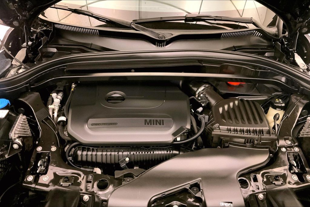 Certified 2024 MINI Cooper Countryman S AWD/4WD image 9