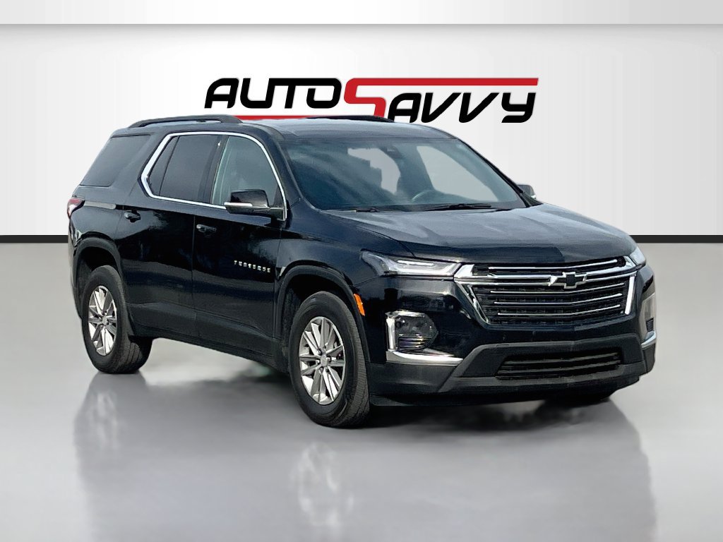 Used 2024 Chevrolet Traverse LT AWD/4WD image 1