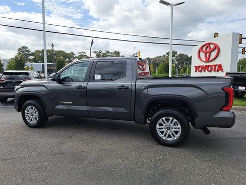 New 2026 Toyota Tundra SR5 image 9