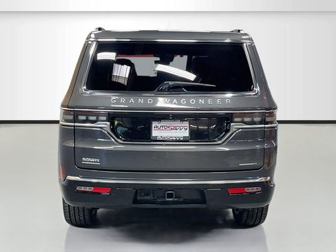 Used 2022 Jeep Grand Wagoneer Series II w/ Flexible Seating Group AWD/4WD image 6