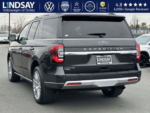 Used 2022 Ford Expedition Limited image 4