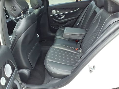 Used 2020 Mercedes-Benz E 350 4MATIC Sedan image 12