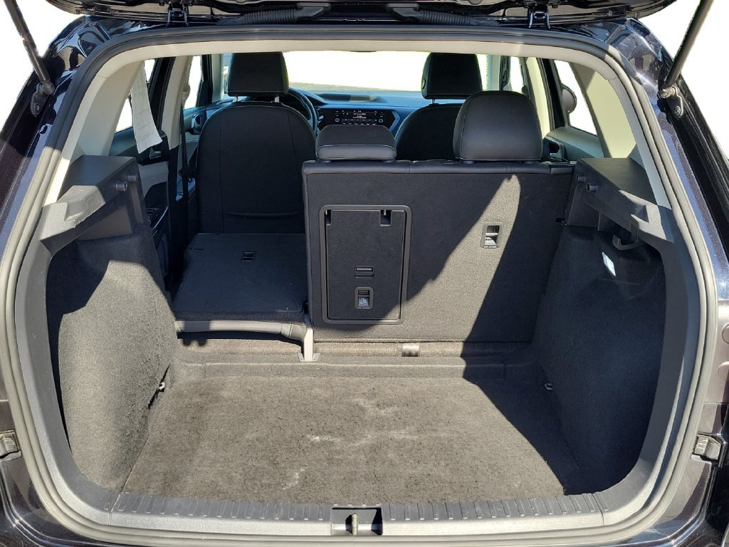 Used 2024 Volkswagen Taos SE FWD image 27
