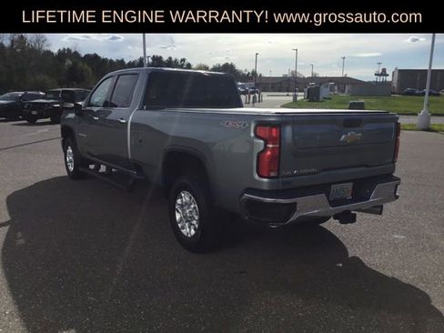 Used 2024 Chevrolet Silverado 2500 LTZ w/ LTZ Convenience Package AWD/4WD image 7
