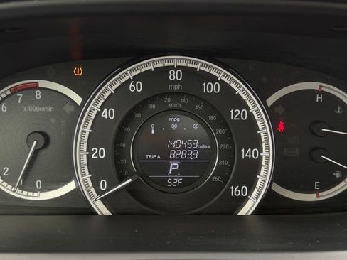 Used 2017 Honda Accord EX image 18